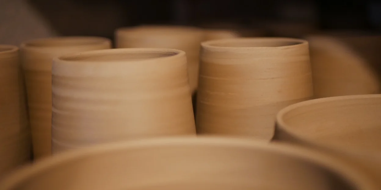 Série de tasses en grès, L'atelier Sy, Beaujolais